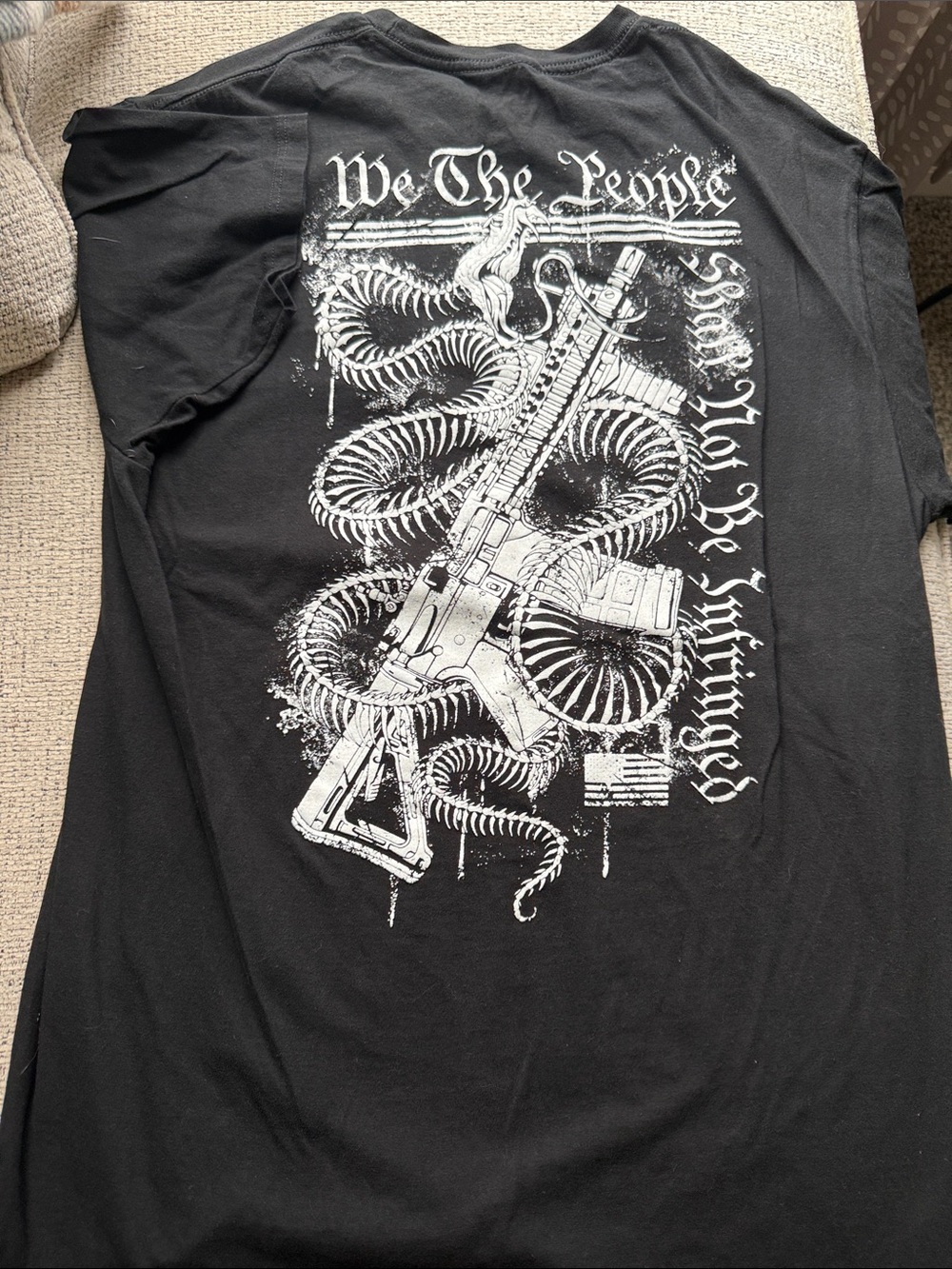 Howitzer Black Graphic Long-Sleeve Men's Shirt with White Rifle Print